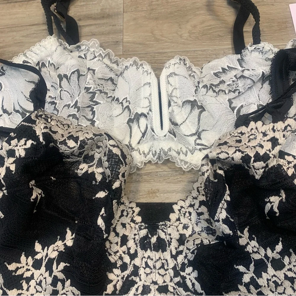 Auden Wacoal Embrace 2 Lace Underwired Unlined Balconete - Picture 3 of 13